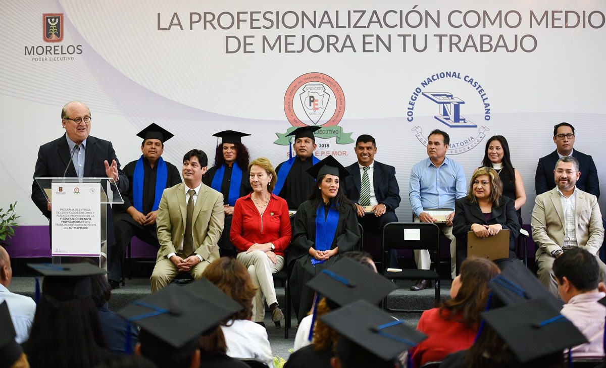 Anuncia gobernador mejores condiciones laborales para trabajadores del Ejecutivo