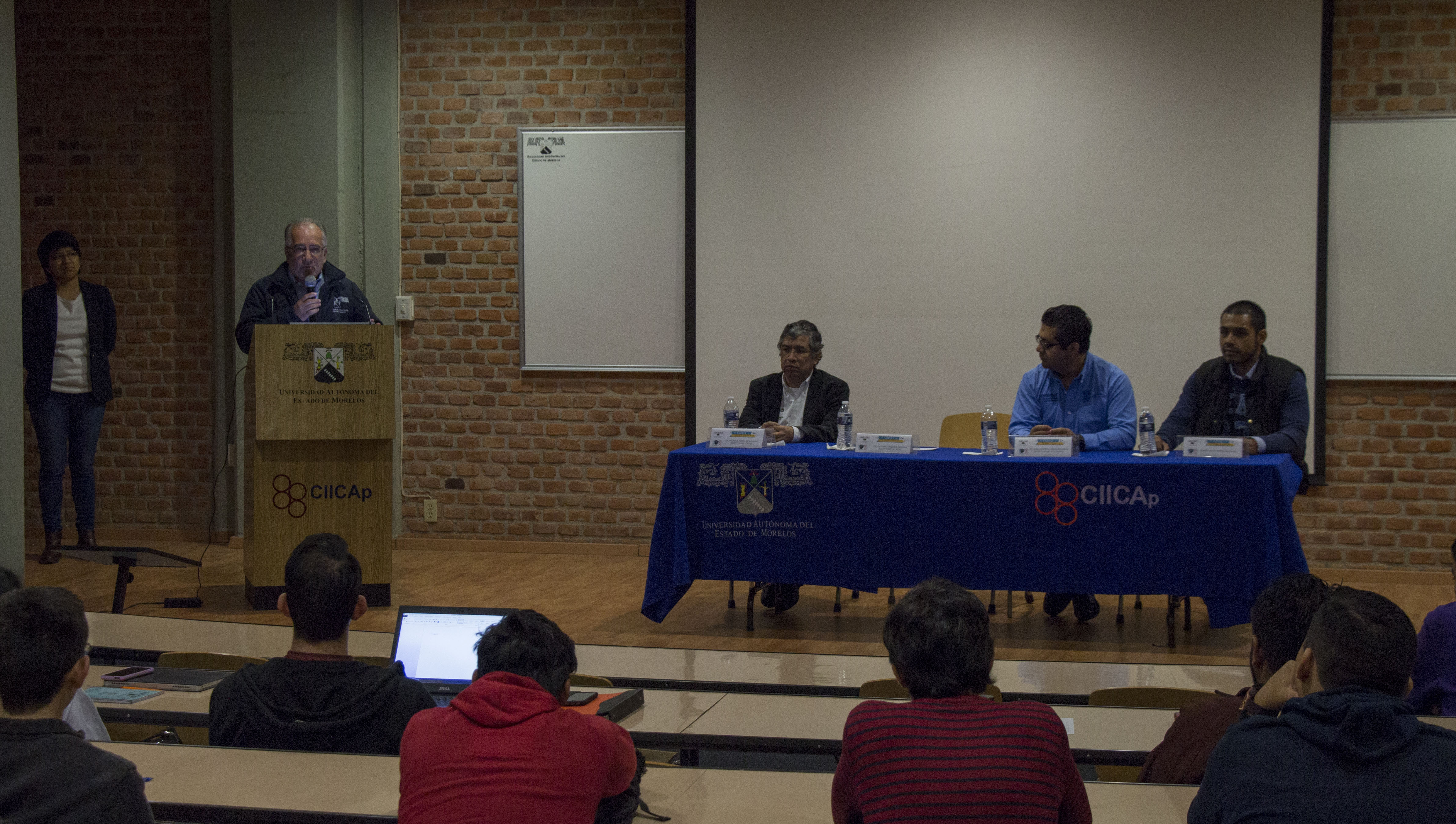 Exhorta UAEM a precandidatos para que contemplen a las universidades en sus propuestas