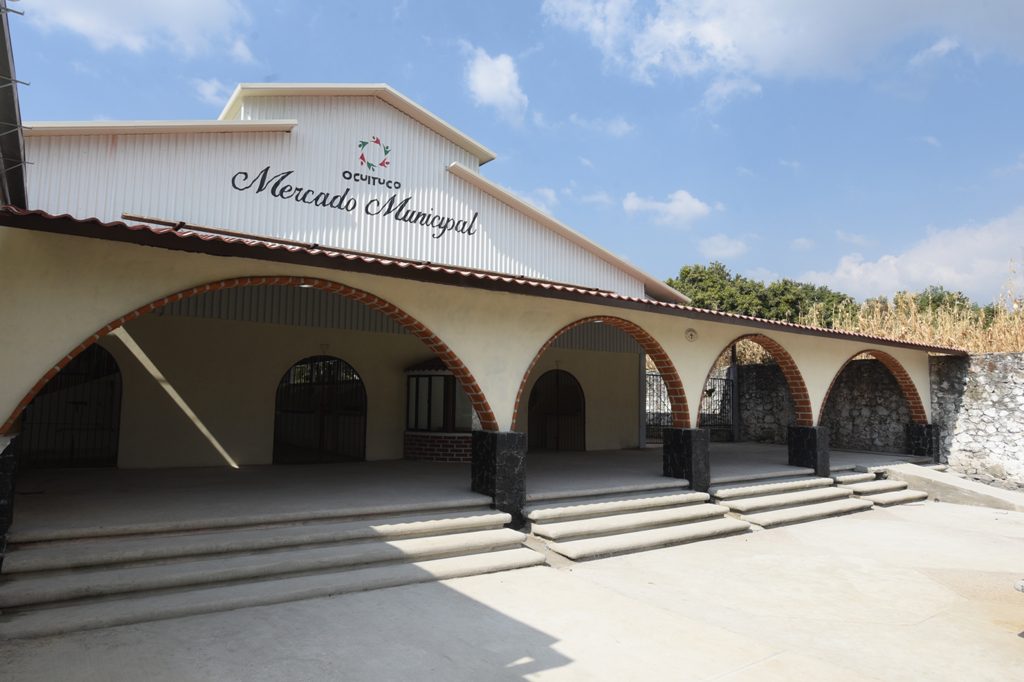 Impulsa Graco Ramírez la mejora y el desarrollo de los mercados municipales