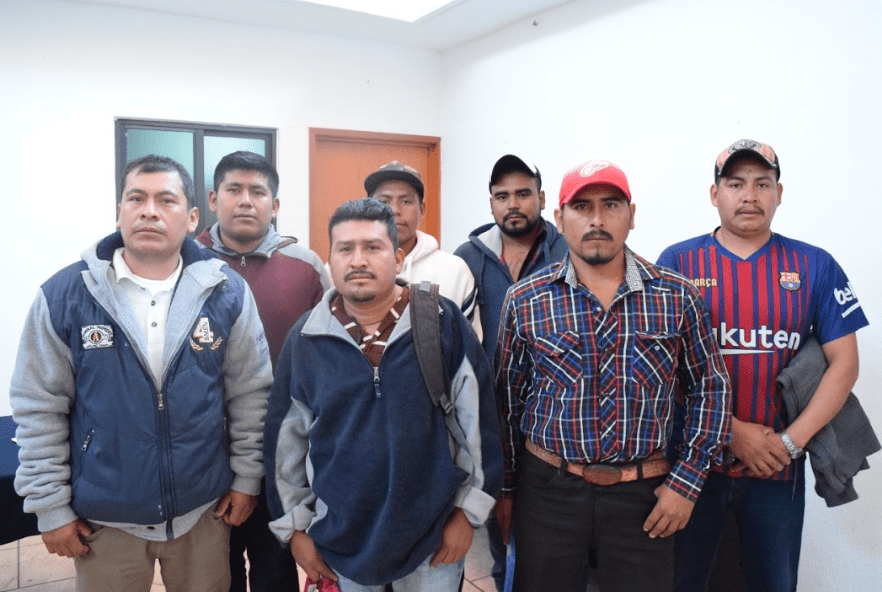 Viajan jornaleros morelenses a trabajar a Estados Unidos