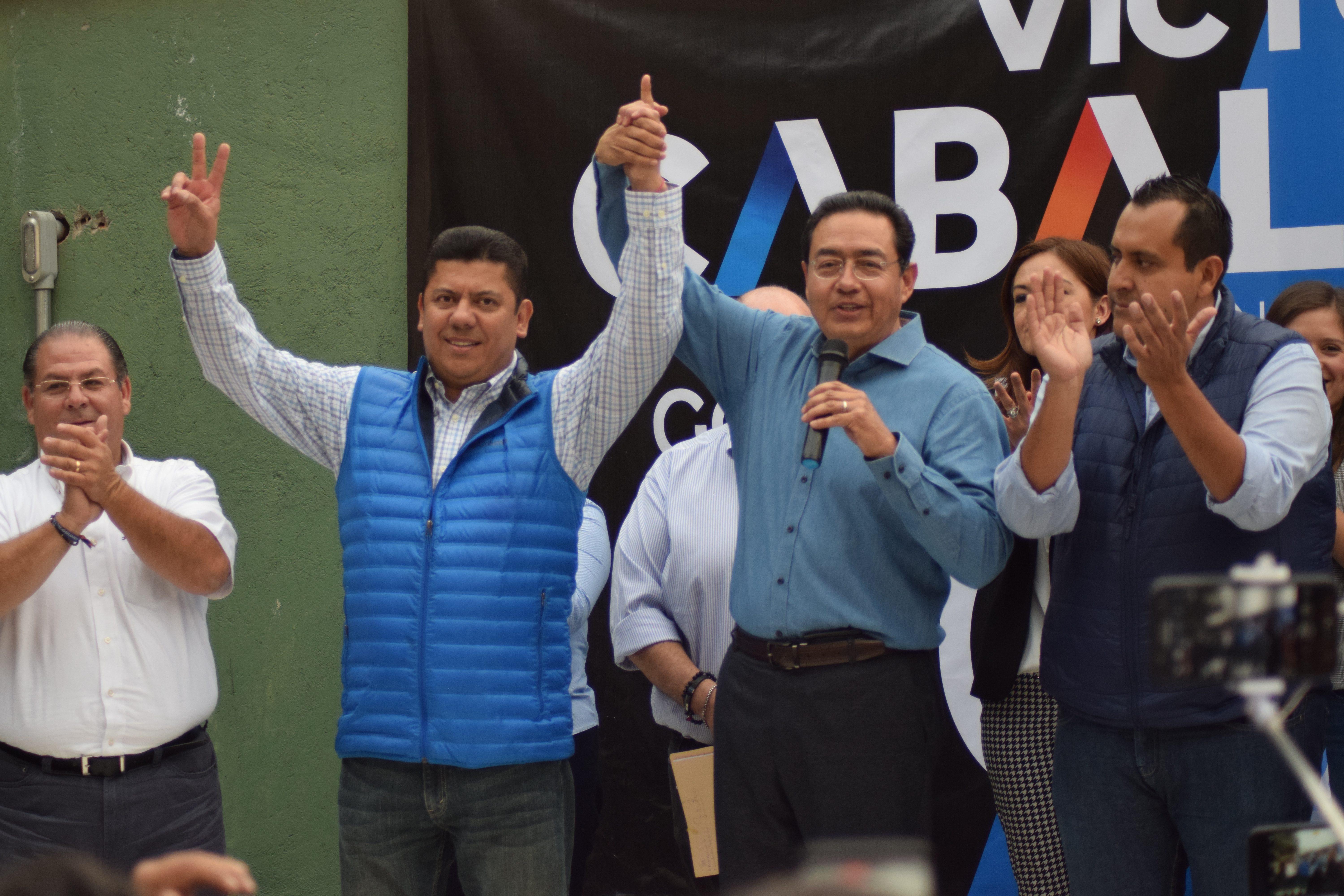 Expresa Javier Bolaños su respaldo a Víctor Caballero