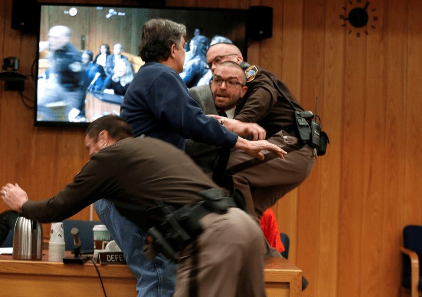 Así fue el intento de agresión contra Larry Nassar