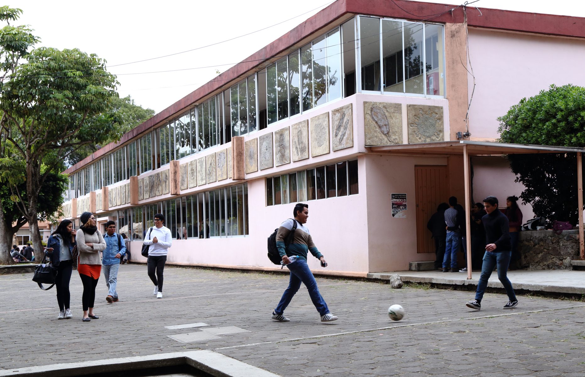 Conmemora su 53 aniversario la Facultad de Ciencias Biológicas