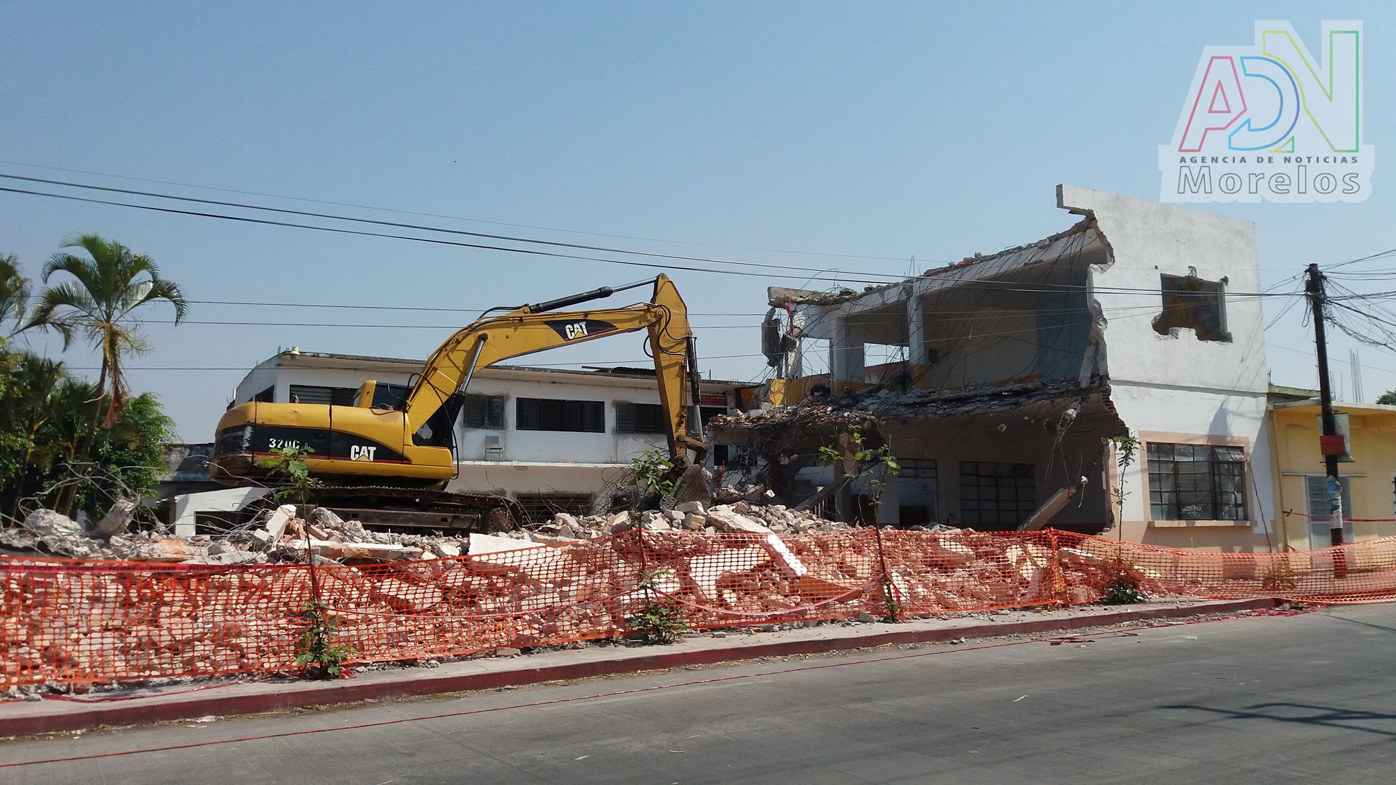 Comienza demolición de escuela en Cuautla