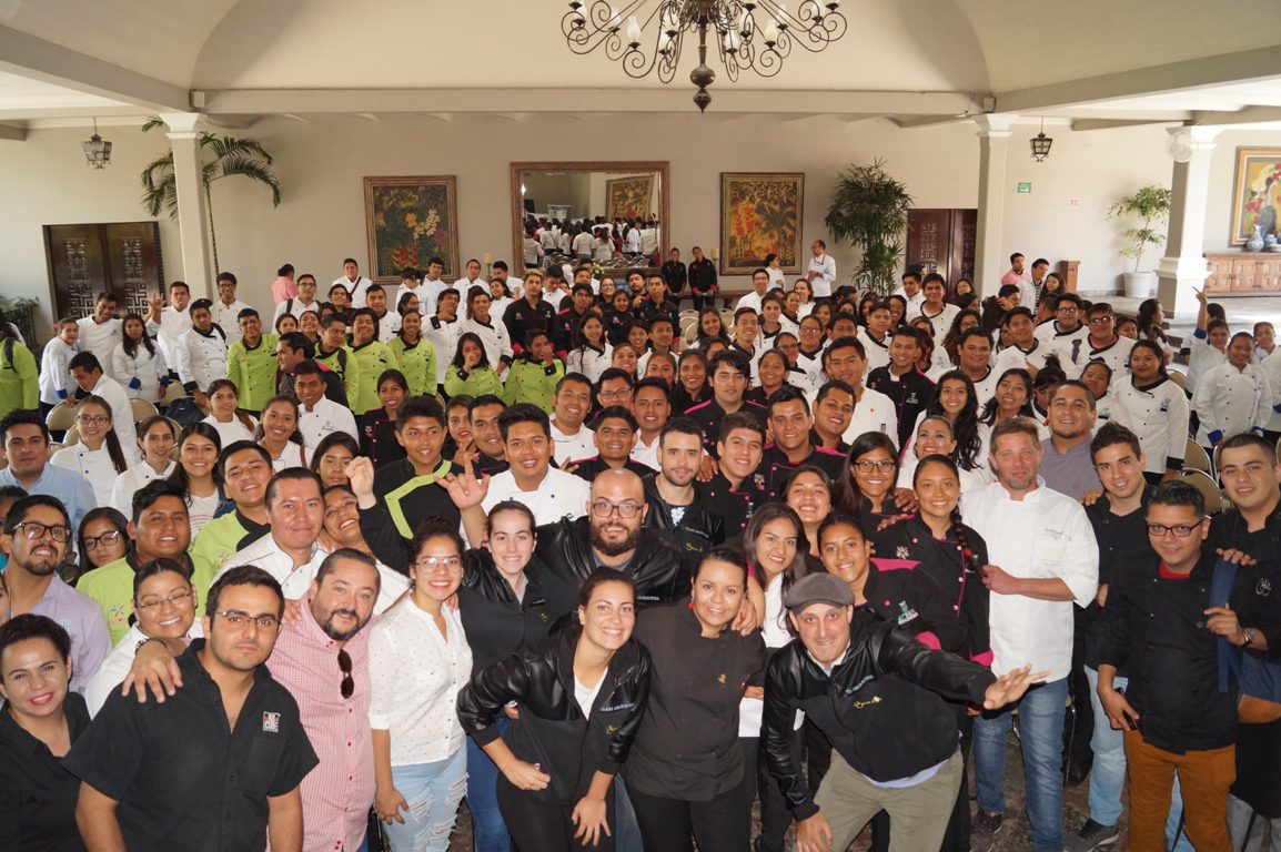 Impulsa UTSEM gastronomía morelense en concurso mundial