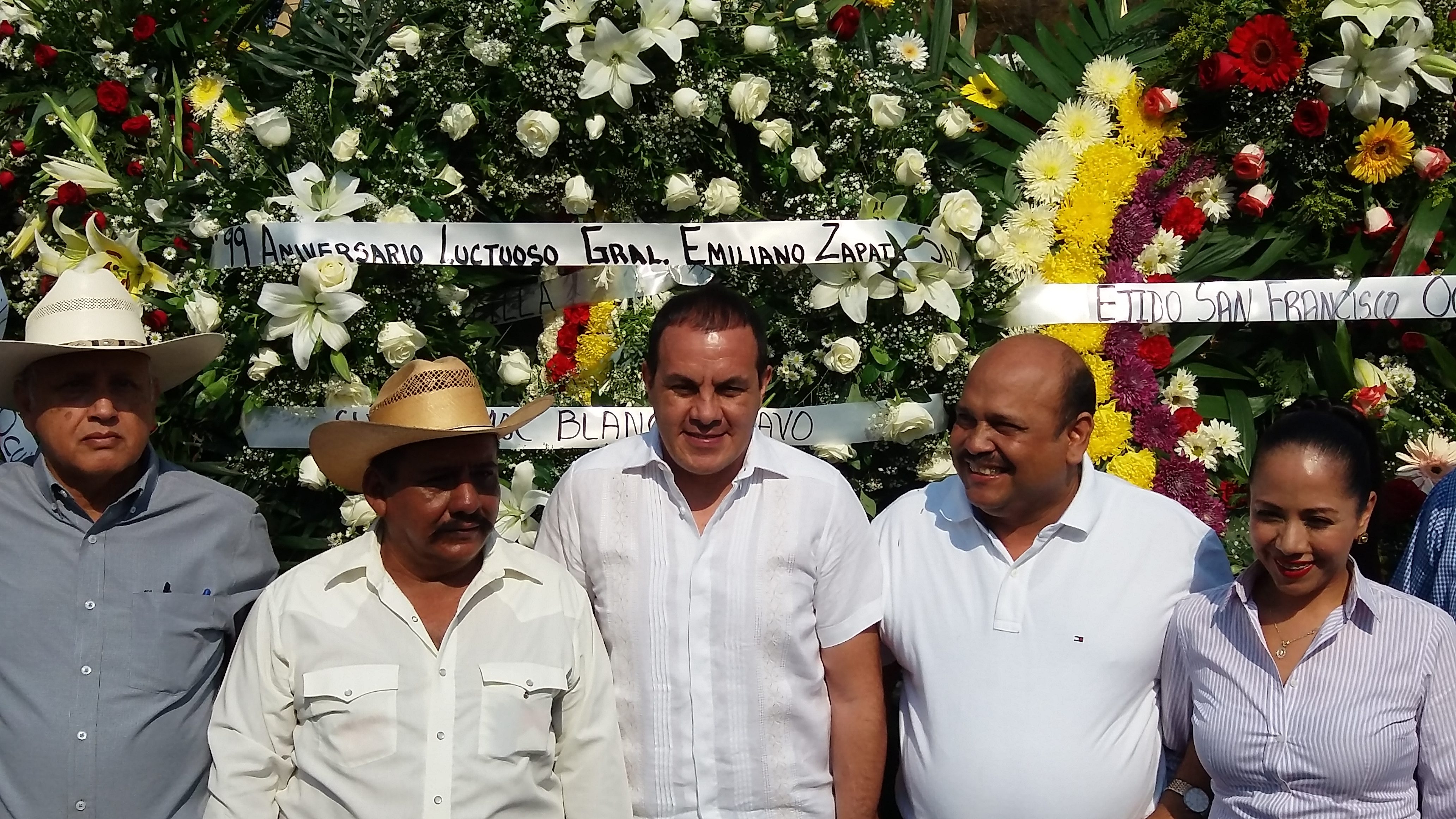Asiste Cuauhtémoc Blanco al aniversario luctuoso de Emiliano Zapata