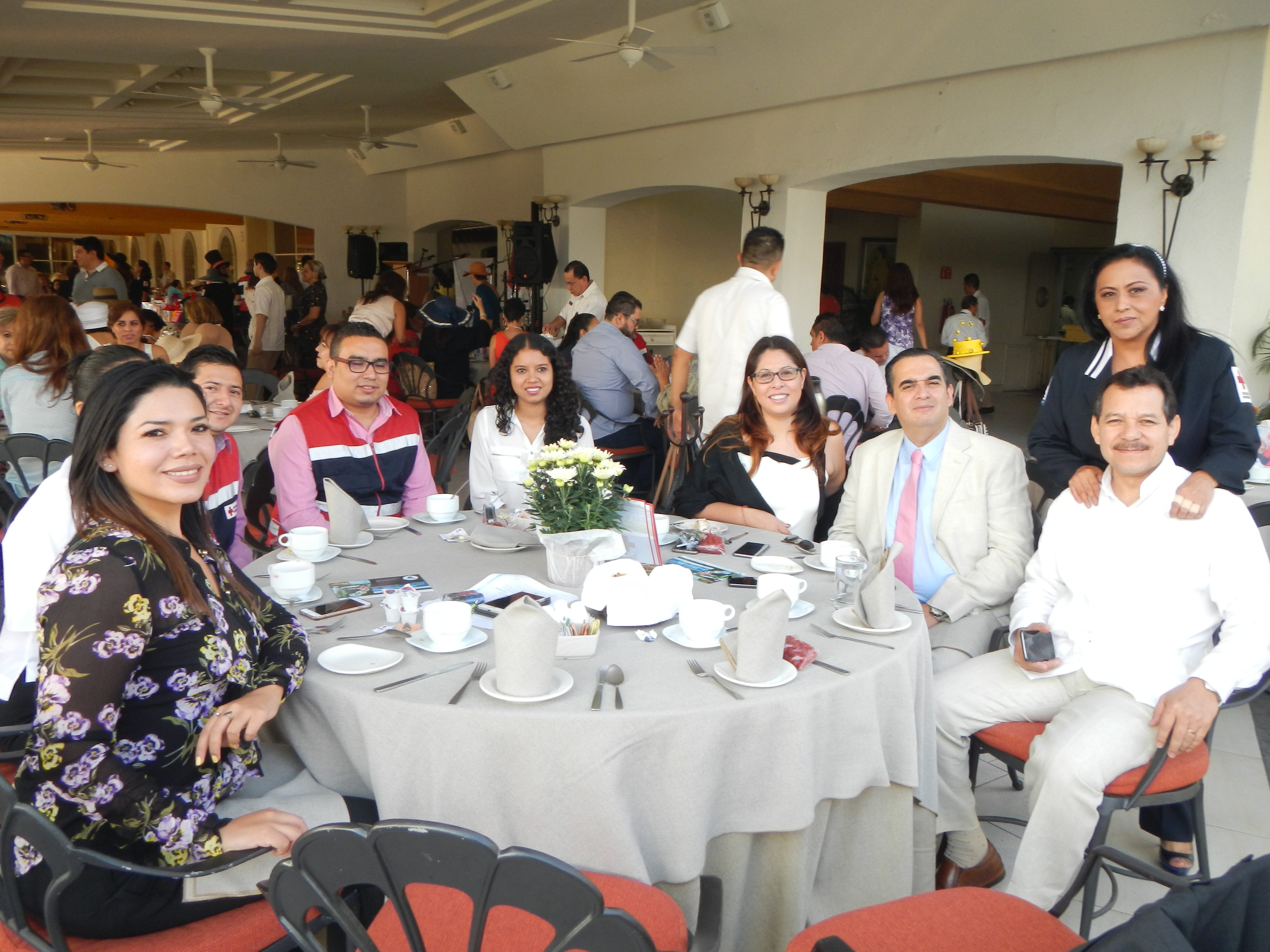 La Coordinación Estatal de Damas Voluntarias de Cruz Roja Mexicana Delegación Morelos realizó el tradicional Desayuno del Sombrero