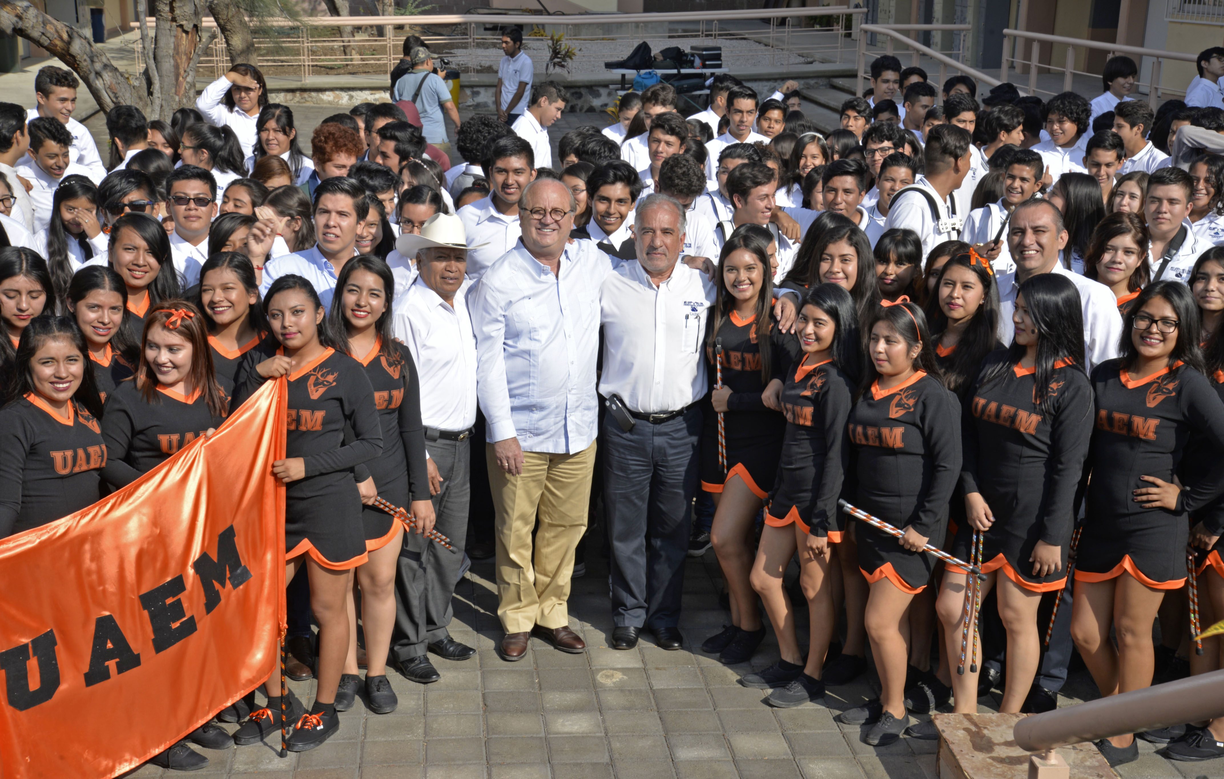 Inauguran nueva Preparatoria 3 de Cuautla de la UAEM
