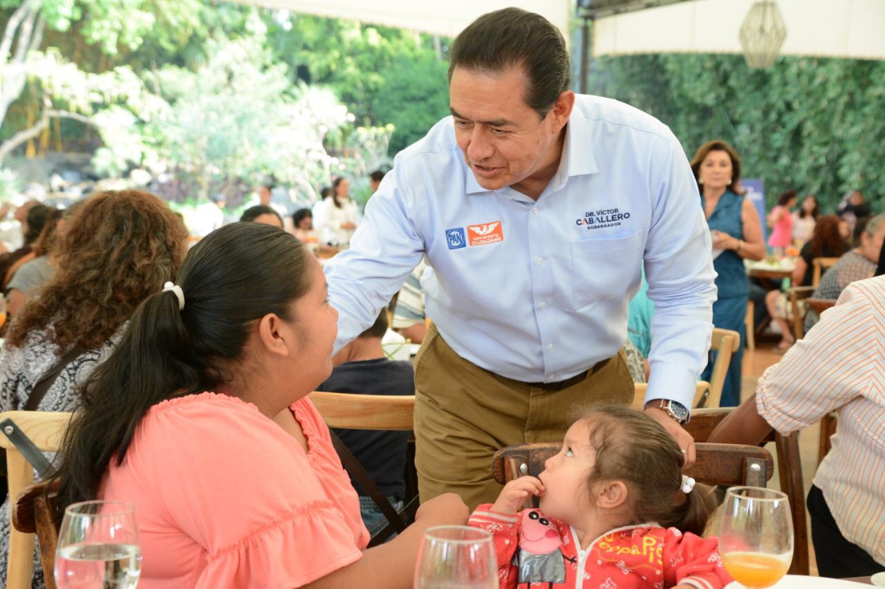 Víctor Caballero apoyará a mujeres emprendedoras