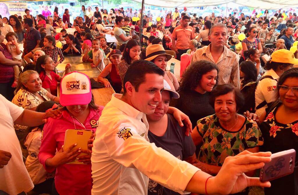 4000 mujeres respaldan a Eder Rodríguez