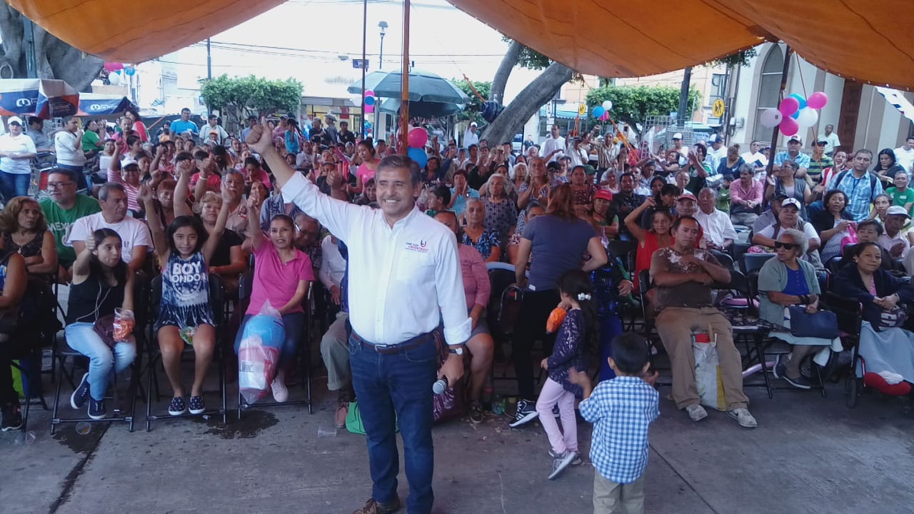 Promete Urióstegui llevar a las colonias cultura y entretenimiento