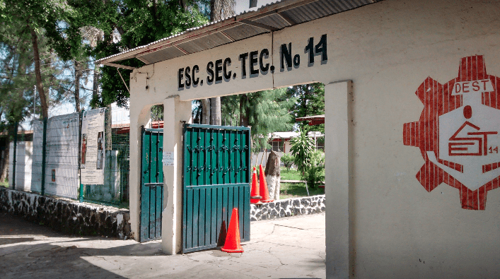 Entran a robar con pistolas en la Secundaria Técnica 14 de Jiutepec