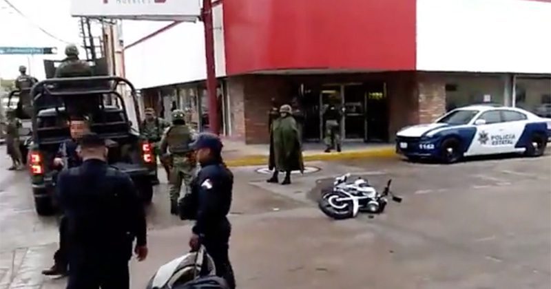Asaltantes son atropellados mientras huían del lugar