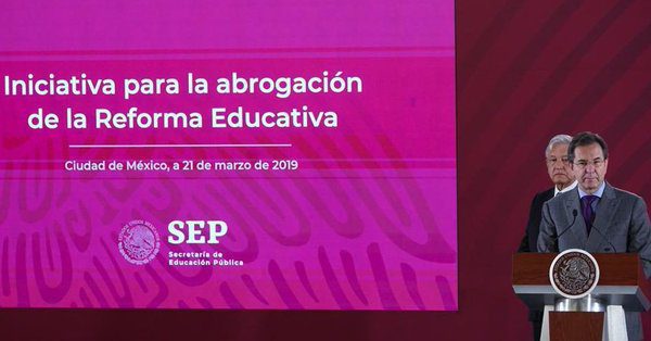 Presentan iniciativa para eliminar la Reforma Educativa