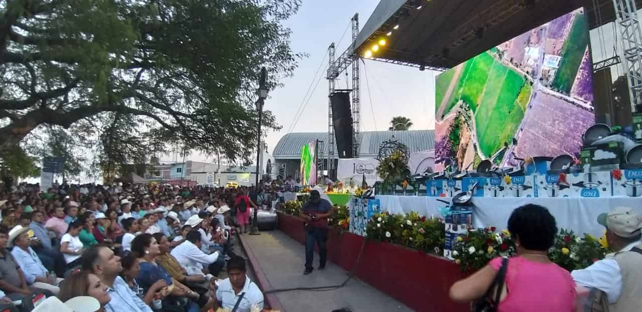Isaac Pimentel presenta informe de 100 días en Ayala
