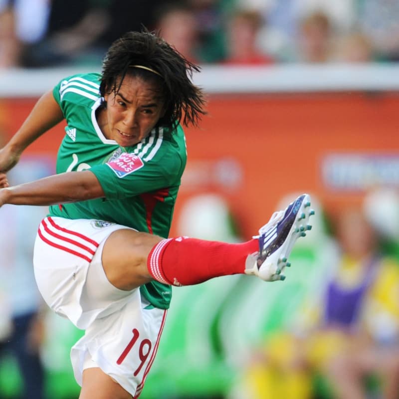 La morelense Mónica Ocampo metió el MEJOR GOL de la historia