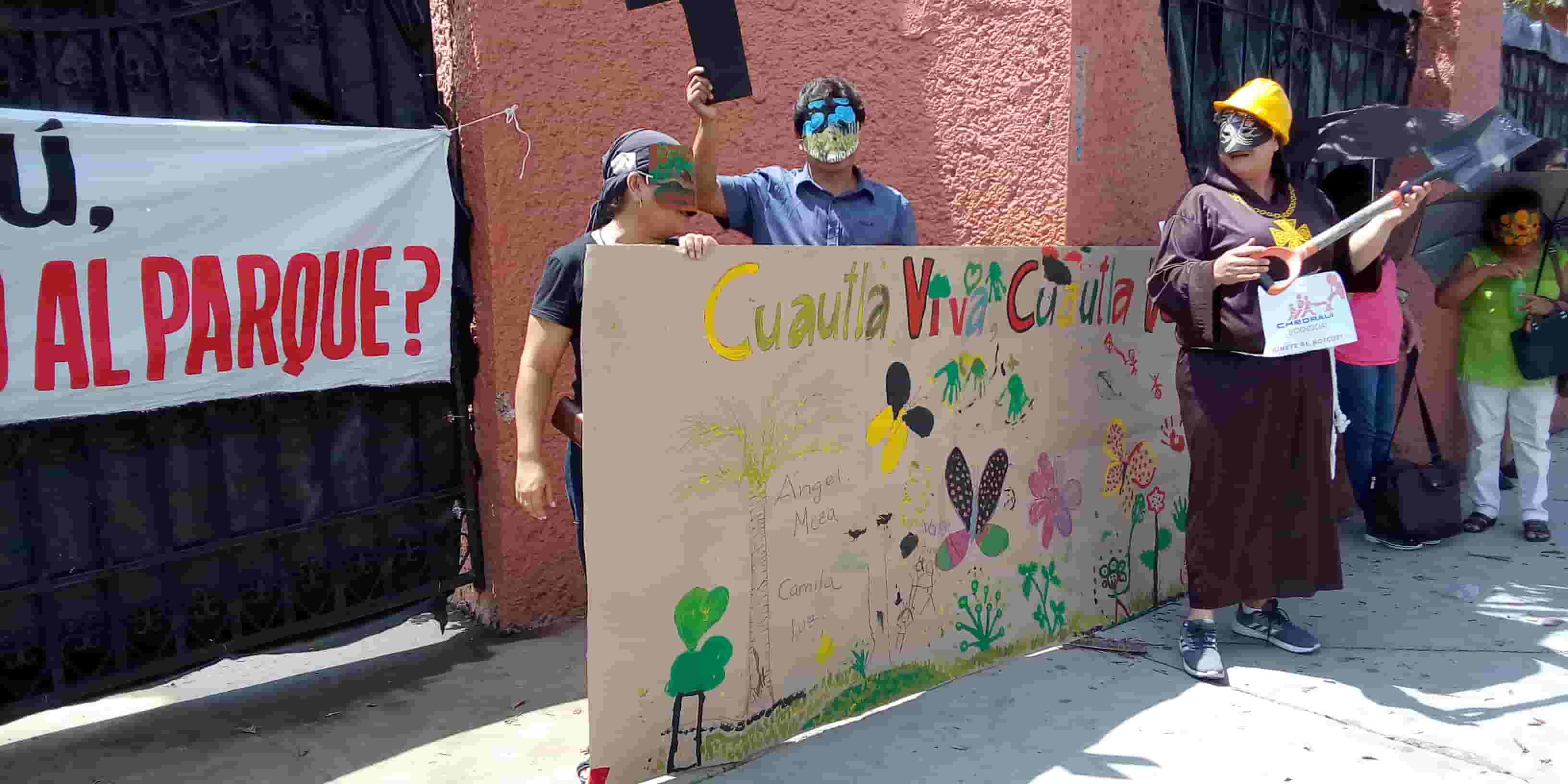 Protestan contra tala del Hotel Vasco de Cuautla en el Día del Árbol