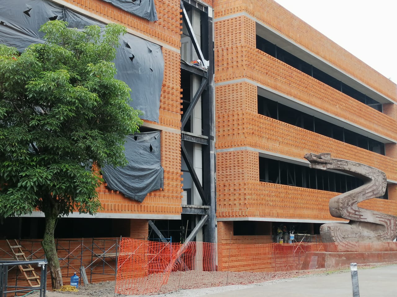 Alumnos de nuevo ingreso estrenarán nuevo edificio de la UAEM