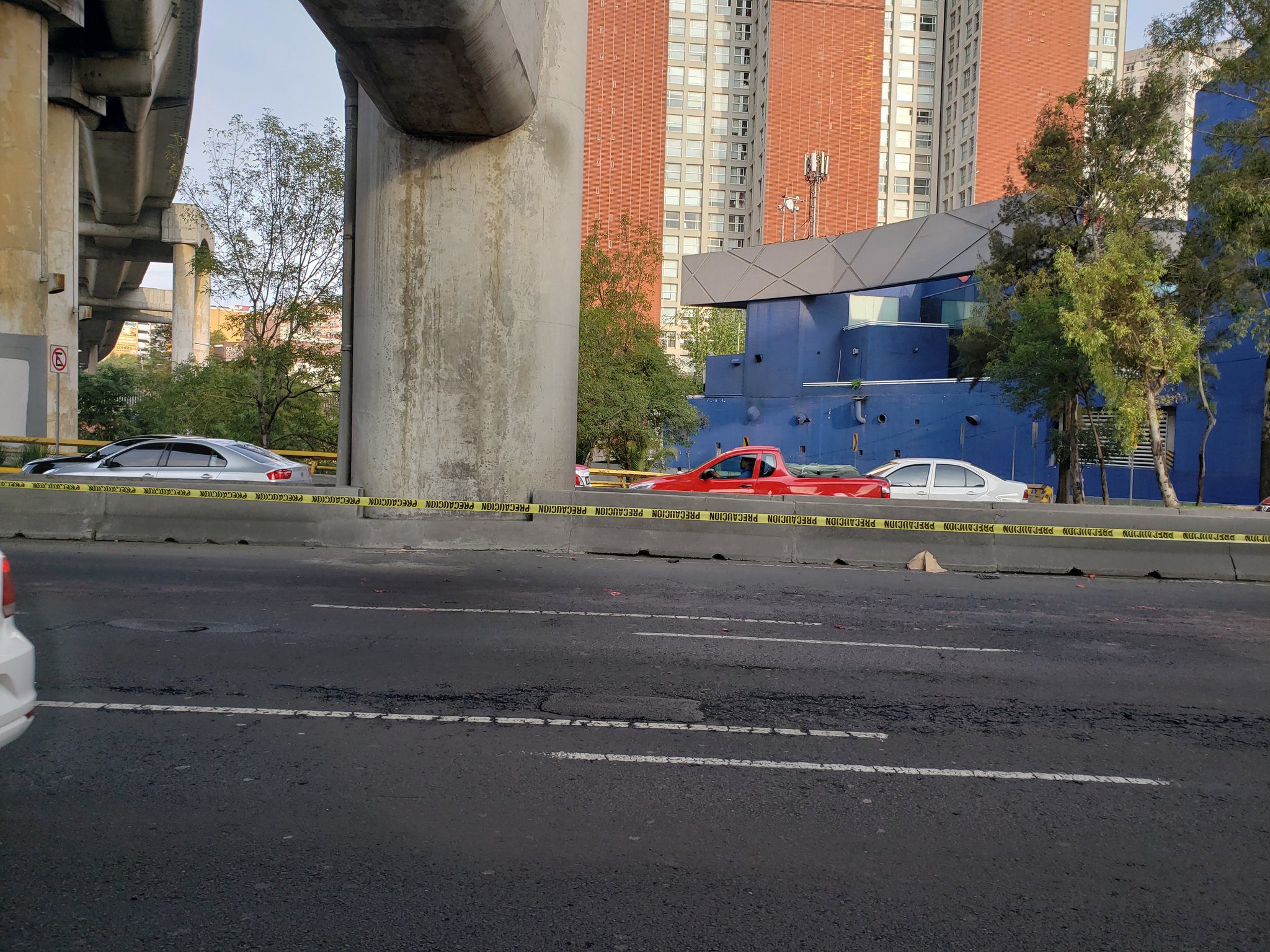 Accidente deja restos humanos en el Periférico