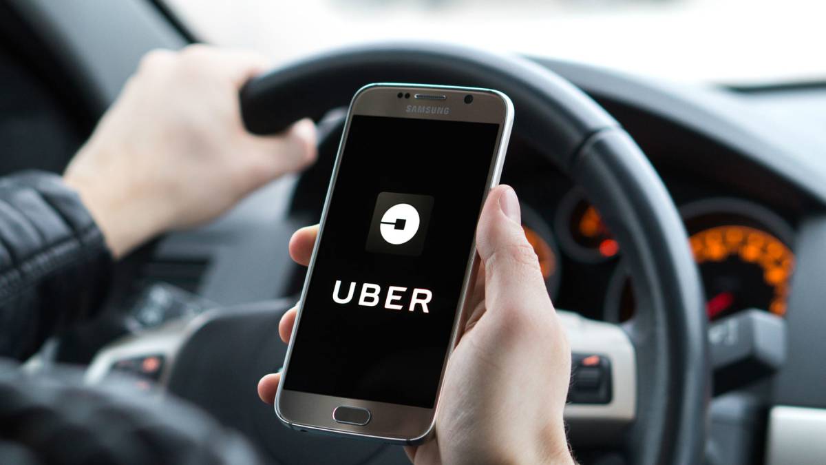 Morena busca cobrar IVA a Uber, Netflix, Spotify