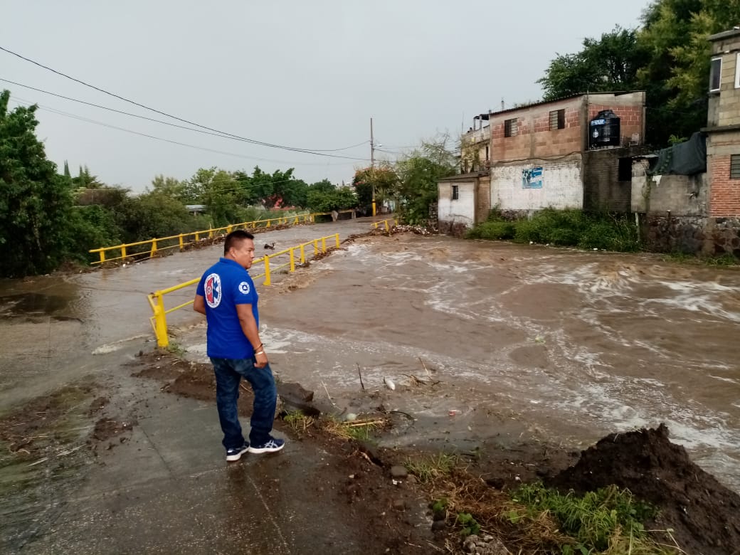 Agua del Río de Yautepec alcanzó los 3.3 metros de altura