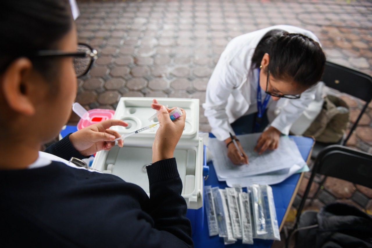 VACÚNATE contra la INFLUENZA en este invierno