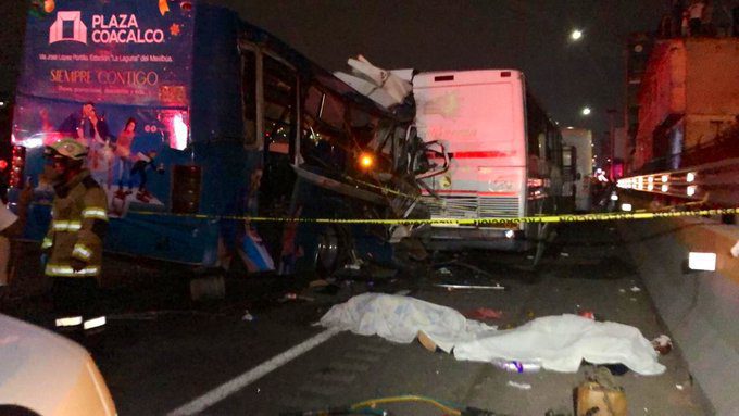 Choque de autobúses deja 9 muertos en la México-Pachuca