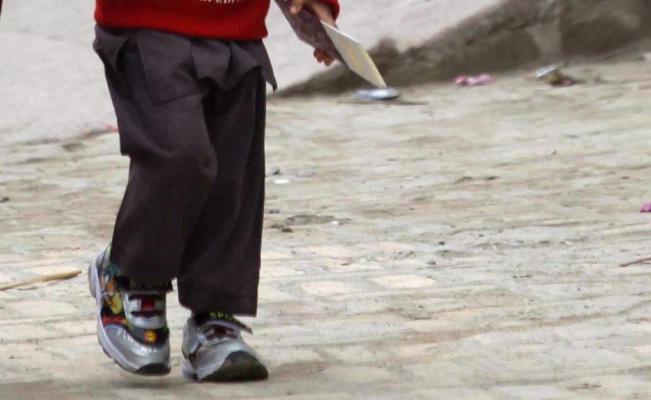 Niño recibe balazo en la cabeza al salir de la escuela