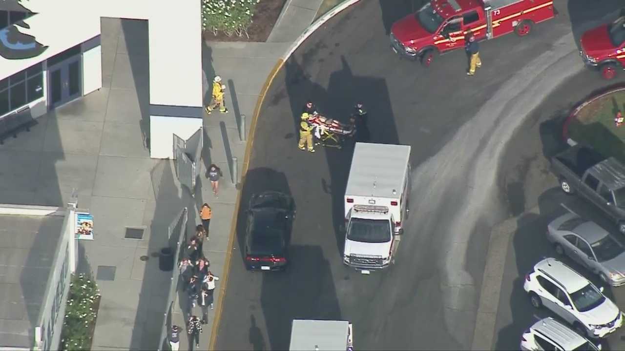 (VIDEO) Se registra tiroteo en secundaria de Santa Clarita