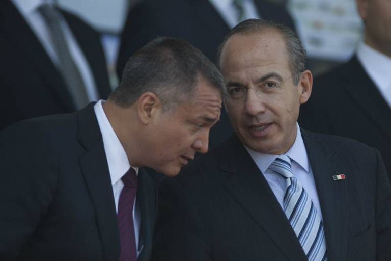 Detienen a exsecretario de seguridad de Felipe Calderón