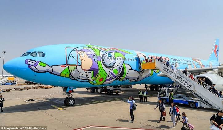 Todos querrán viajar en el AVIÓN  de TOY STORY