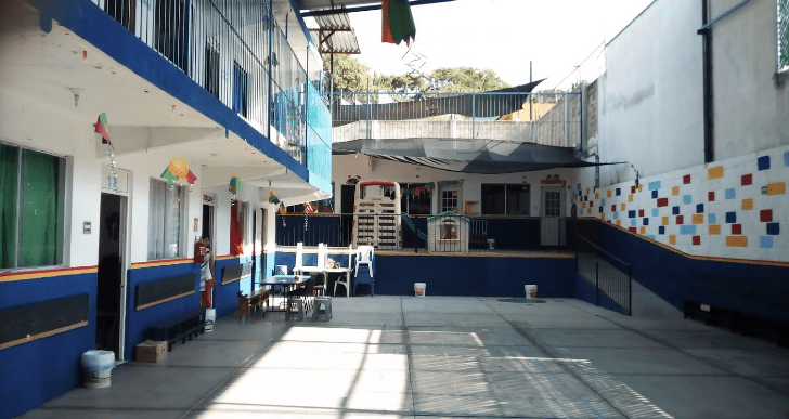 Maestras designan a alumno para que golpee a compañeros en colegio de Morelos