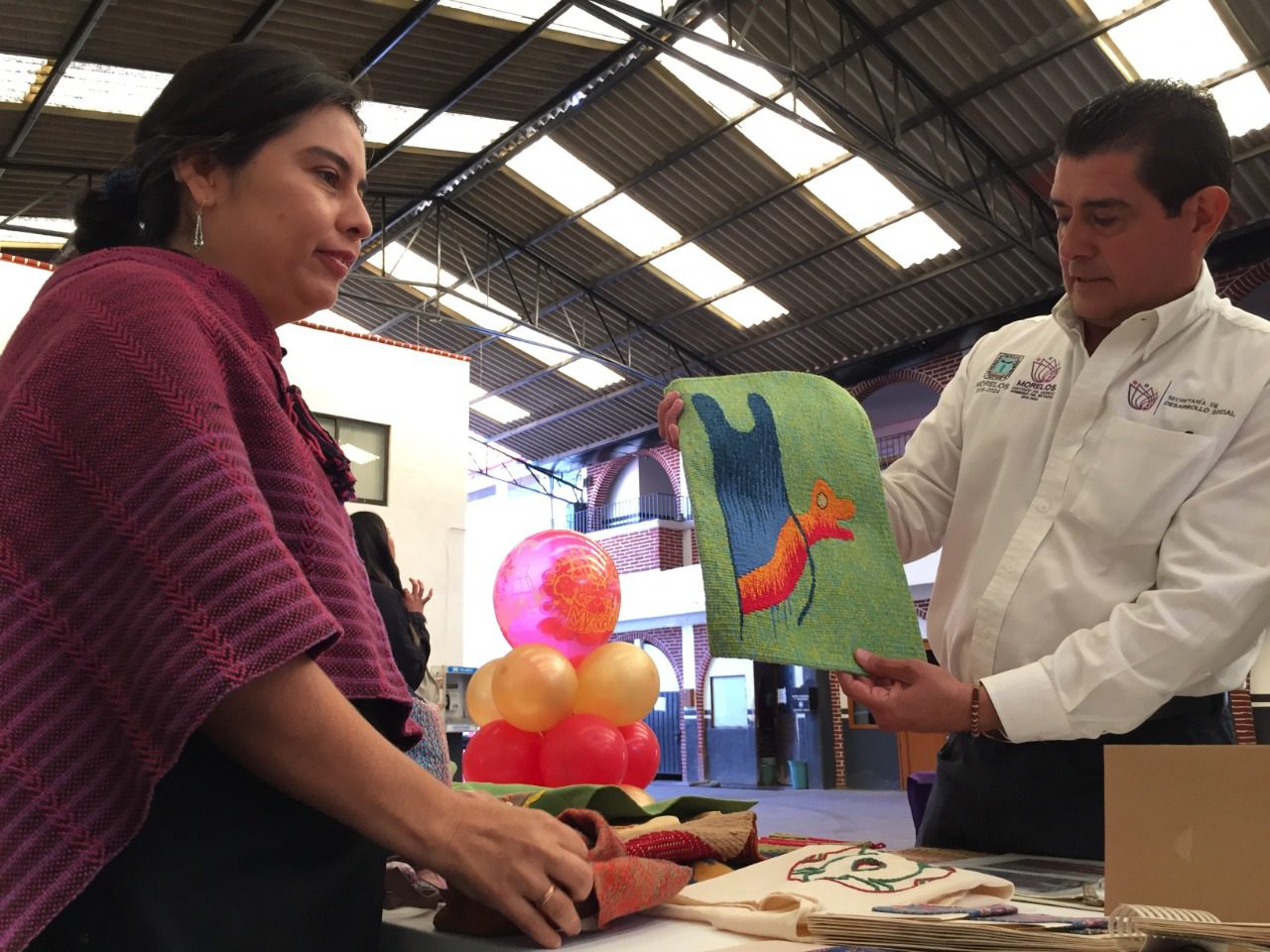 Supervisan negocios de mujeres emprendedoras en Morelos
