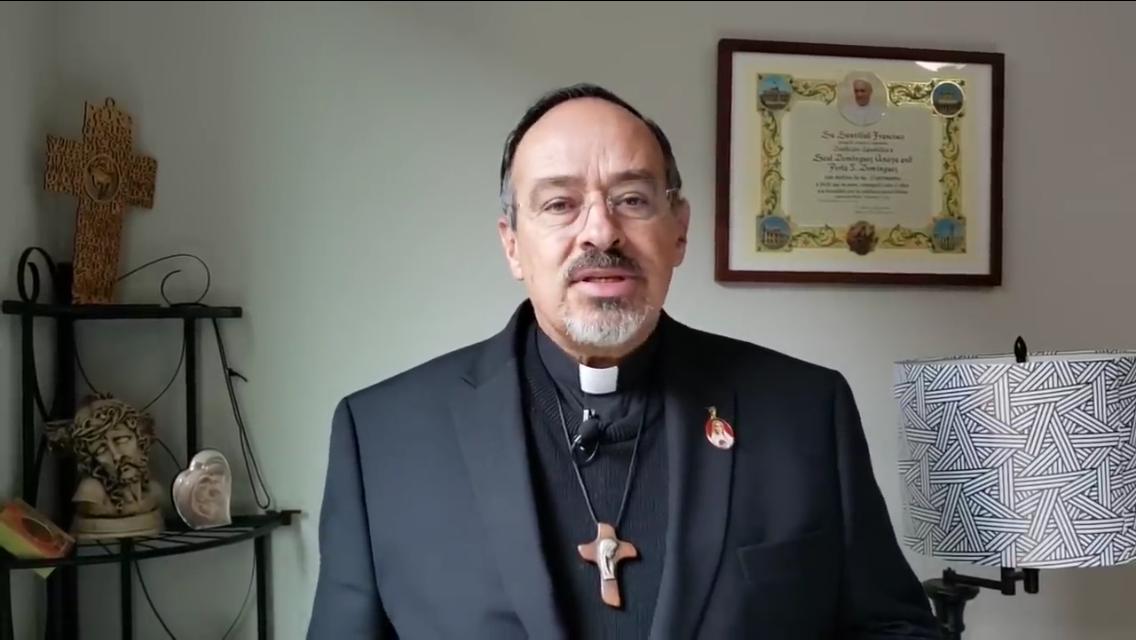 Sacerdote asegura que el movimiento feminista ‘es una trampa de satanás’