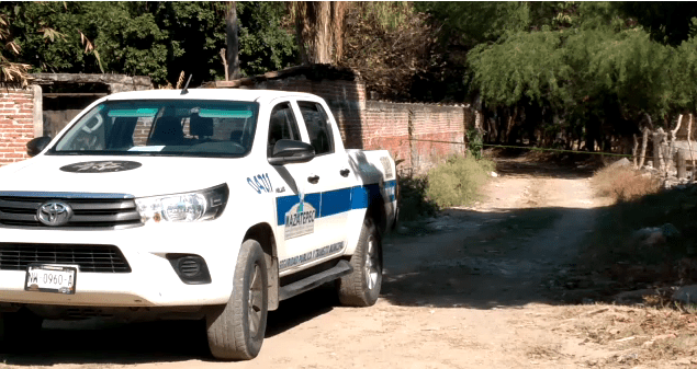 Encuentran cadáver de un hombre en terracería de Mazatepec