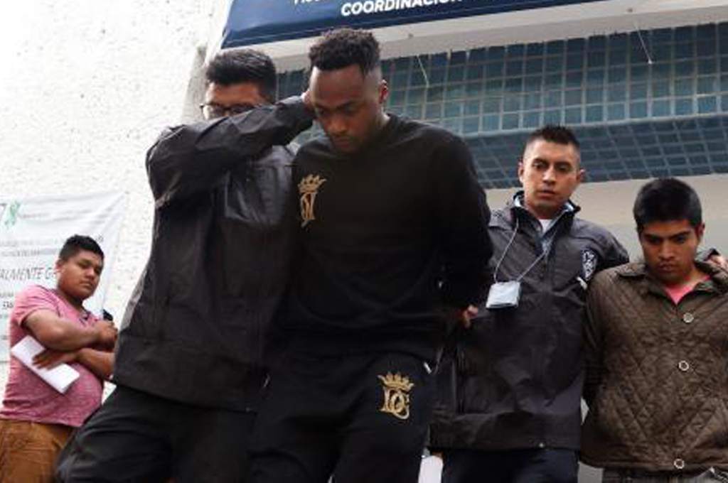 Revelan VIDEO de Renato Ibarra violentando a su esposa