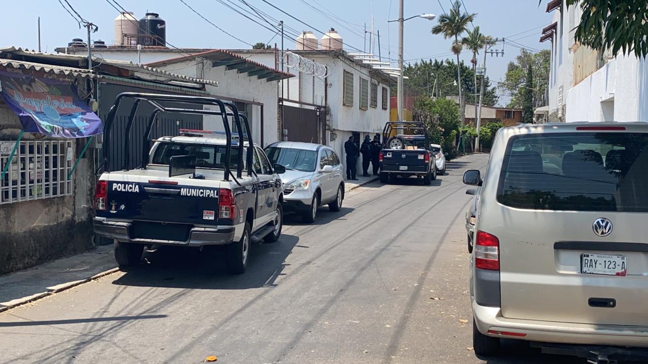 Motociclistas emboscan y asesinan a hombre en Cuernavaca
