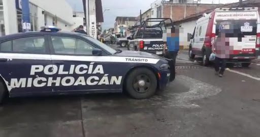 Asesinan a mujer policía y a su hija de 2 años en Michoacán