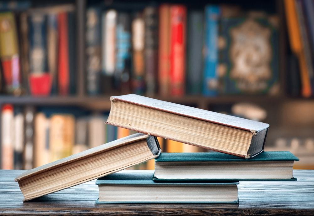 Convocan a escritores morelenses al Premio Malcolm Lowry 2020