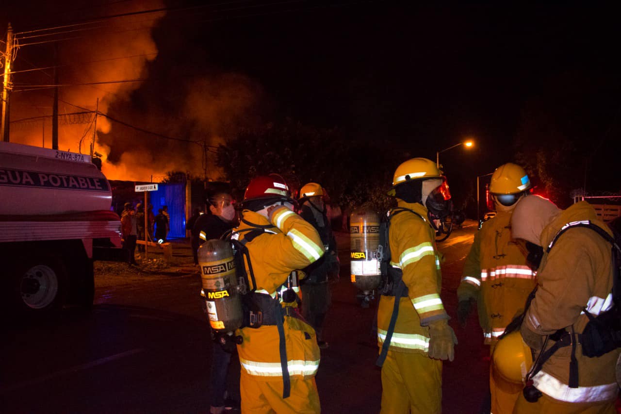 Atiende Jiutepec incendio en empresa de CIVAC