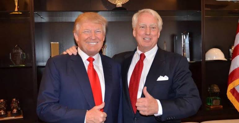 Fallece el hermano menor de Donald Trump