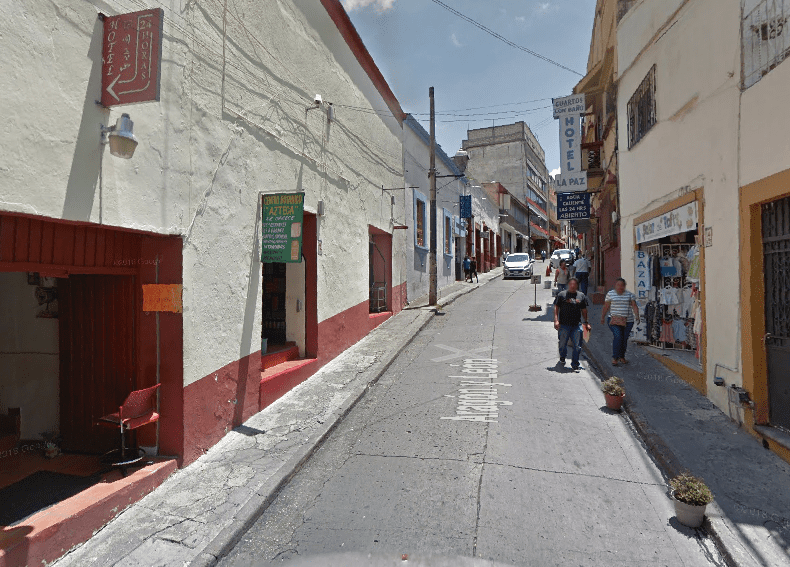 Muere hombre al caerse en el baño de un hotel de Cuernavaca