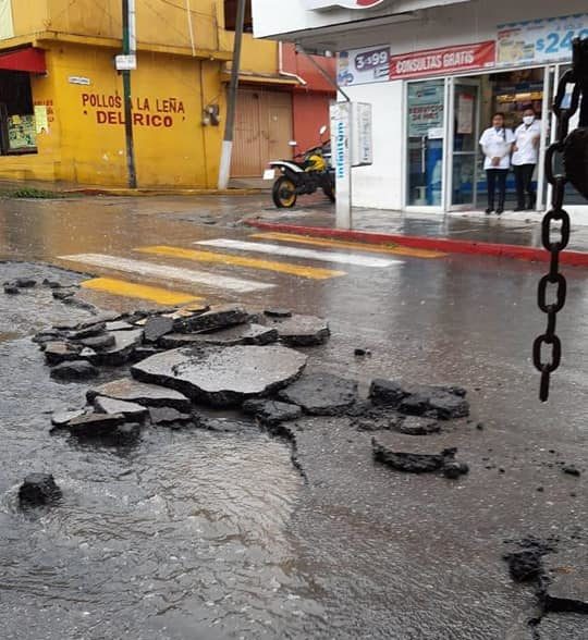 Cuernavaca anuncia que arreglará BACHES hasta que terminen la lluvias