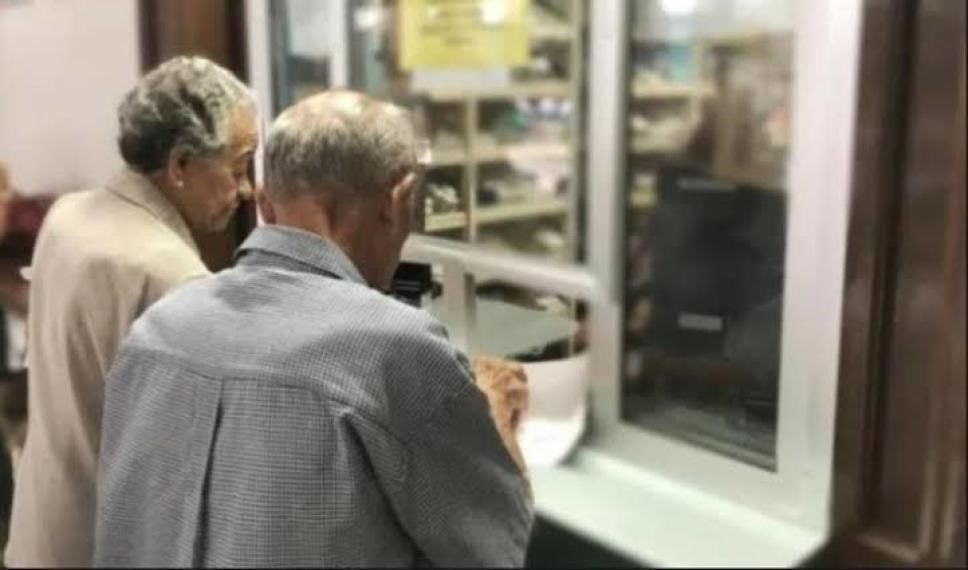 IMSS anuncia fecha para que pensionados cobren aguinaldo