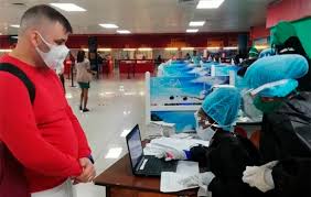 Cuba reduce la entrada de viajeros de Estados Unidos, México y otros países