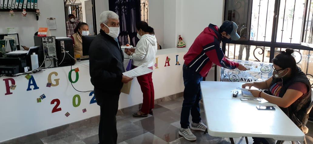 Suspenden operación de módulos móviles de pago del predial en Ayala