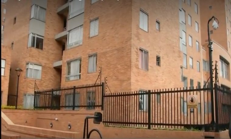 En Bogotá una mujer se lanzó desde un segundo piso para evitar ser victima de abuso sexual