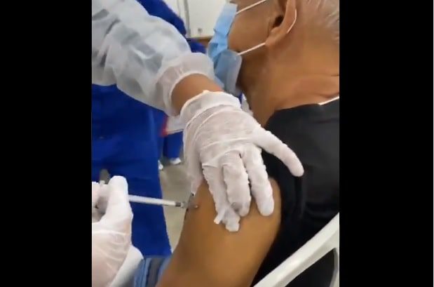 Reportan nuevo caso de falsa vacunación en Colombia