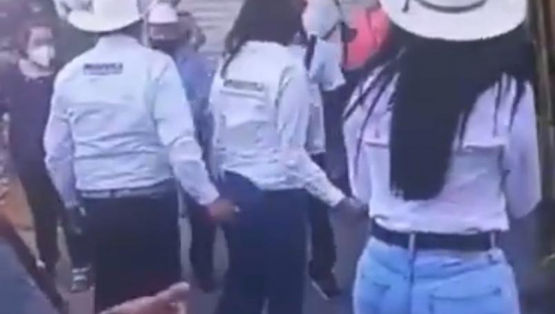 [VIDEO] David Monreal acosa a candidata en Zacatecas, ella responde que “no le falto al respeto”