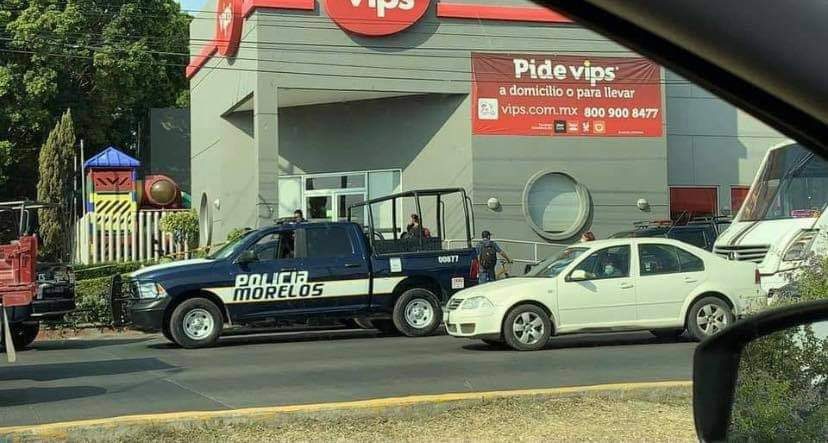 Se vistió de mujer para asesinar a hombre afuera de VIPS Jiutepec